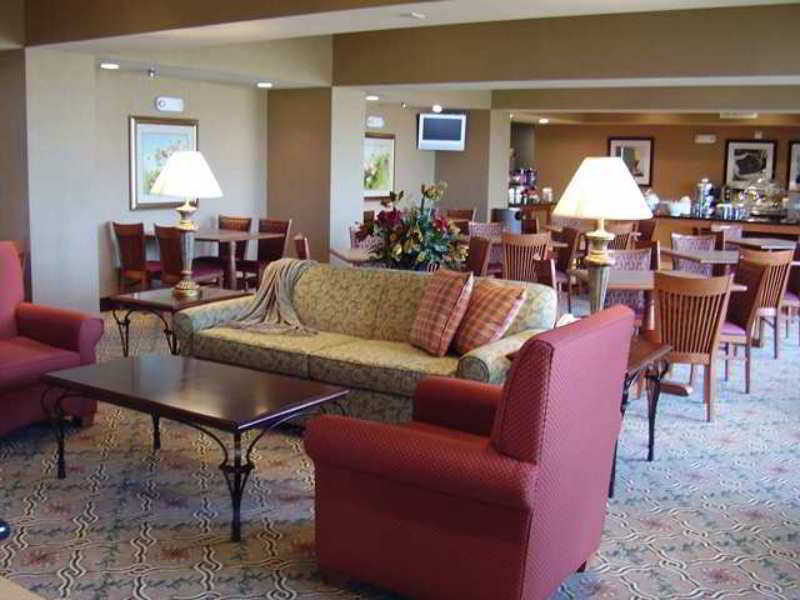 Ramada By Wyndham Burkburnett - Wichita Falls Restaurant photo